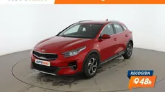 Rojo Usado 2021 Kia XCeed SUV | 14.799 € (Precio justo)