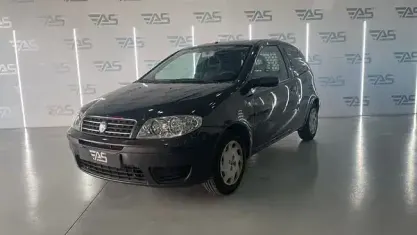 Usado Fiat Punto 90 CV (66 kW) 2004 Gris Utilitario