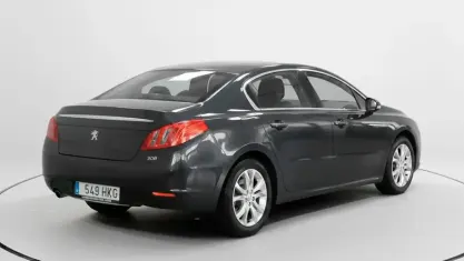 Usado Peugeot 508 Allure 156 CV (114 kW) 2012 Gris Berlina