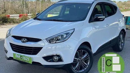 Blanco Usado 2015 Hyundai ix35 SUV | 10.999 € (Precio justo)
