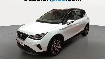 Usado Seat Arona Style 110 CV (80 kW) 2023 Blanco SUV