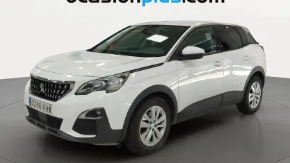 Usado Peugeot 3008 Active 120 CV (88 kW) 2018 Blanco SUV