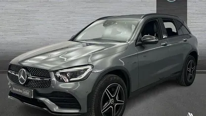 Usado Mercedes GLC300 AMG line 306 CV (225 kW) 2021