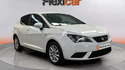 Usado Seat Ibiza Reference 75 CV (55 kW) 2018 Blanco Utilitario