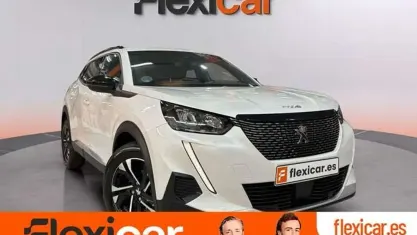 Usado Peugeot 2008 Allure 131 CV (96 kW) 2023 Blanco SUV