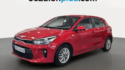 Usado Kia Rio 84 CV (61 kW) 2019 Rojo Utilitario