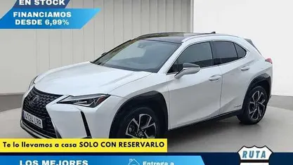 Usado Lexus UX 250h Business Edition 184 CV (135 kW) 2021 Blanco SUV