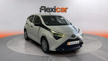 Usado Toyota Aygo X-play 72 CV (52 kW) 2022 Utilitario
