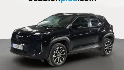 Usado Toyota Yaris Cross Active 116 CV (85 kW) 2024 Negro SUV