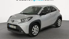 Usado 2024 Toyota Aygo Play Utilitario | 14.046 € (Precio justo)