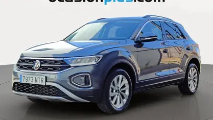 Usado VW T-Roc Life 110 CV (80 kW) 2024 Gris SUV