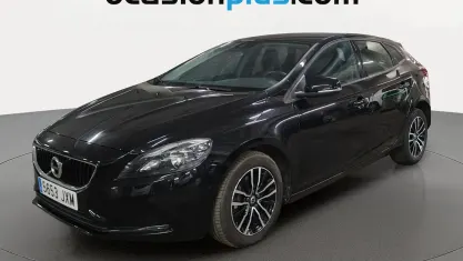 Usado Volvo V40 Momentum 150 CV (110 kW) 2017 Negro Utilitario