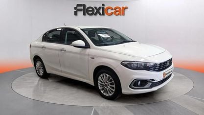 Usado Fiat Tipo Life 102 CV (75 kW) 2021 Blanco Berlina