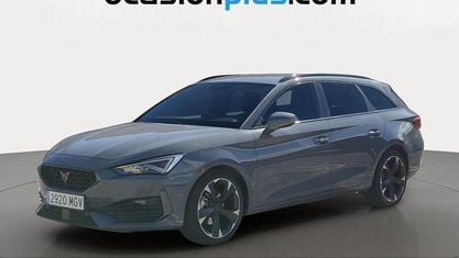 Usado Cupra Leon 150 HP (110 kW) 2023 Cinzento Monovolume