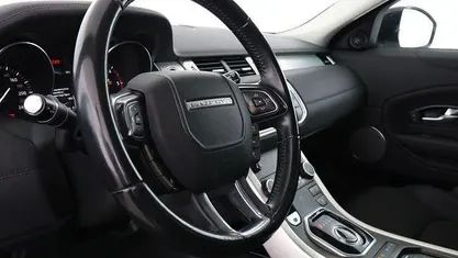 Käytetty Land Rover Range Rover evoque Pure 150 HP (110 kW) 2018 Valkoinen Katumaasturi