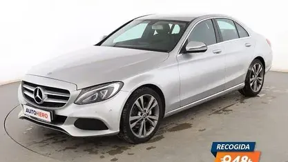 Usado Mercedes C220 Avantgarde 194 HP (142 kW) 2018 Cinzento Sedan