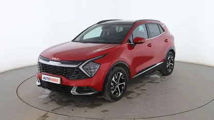 Rojo Usado 2023 Kia Sportage SUV | 30.399 € (Precio justo)