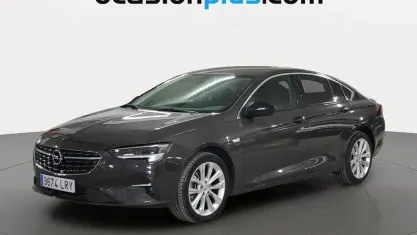 Usado Opel Insignia Business Elegance 174 CV (127 kW) 2021 Marrón Berlina