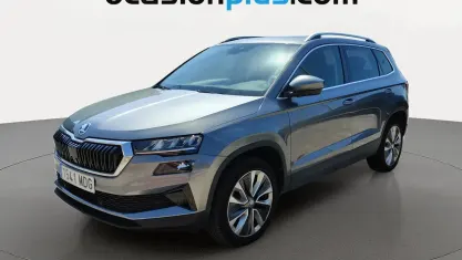 Usado Skoda Karoq Style 150 CV (110 kW) 2023 Gris SUV