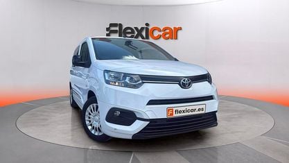 Usado Toyota Proace Verso Active 131 CV (96 kW) 2024 Blanco Familiar