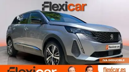 Usado Peugeot 5008 GT 131 CV (96 kW) 2024 Gris SUV