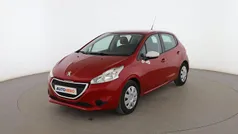 Rojo Usado 2015 Peugeot 208 Utilitario | 7999 € (Precio justo)