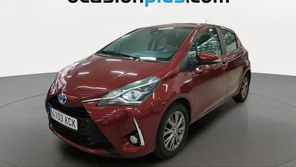 Usado Toyota Yaris Hybrid Active 100 CV (73 kW) 2017 Utilitario