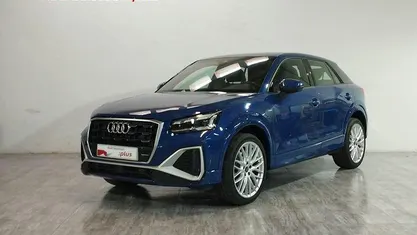Usado Audi Q2 Ambiente 116 CV (85 kW) 2025 Azul SUV