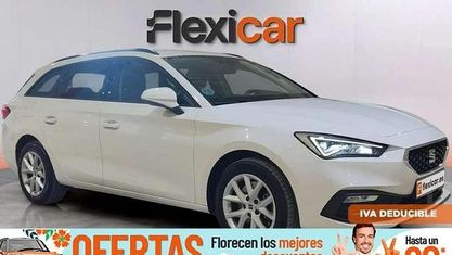 Usado Seat Leon Style 150 CV (110 kW) 2022 Blanco Berlina