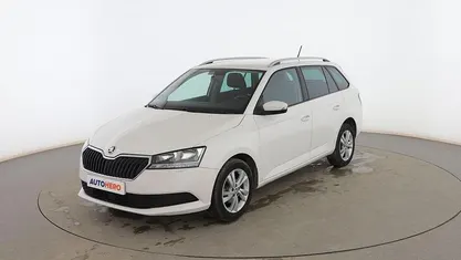 Blanco Usado 2019 Skoda Fabia Ambition Familiar | 11.399 € (Precio justo)