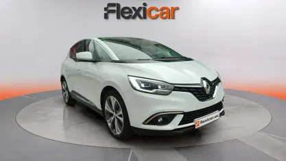 Usado Renault Scénic Zen 130 CV (95 kW) 2017 Blanco Monovolumen