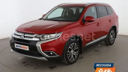 Rojo Usado 2016 Mitsubishi Outlander Motion SUV | 15.899 € (Precio justo)