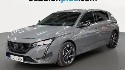 Usado Peugeot 308 Allure 131 CV (96 kW) 2024 Gris Utilitario
