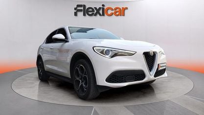 Usado Alfa Romeo Stelvio Executive 201 CV (147 kW) 2017 Blanco SUV