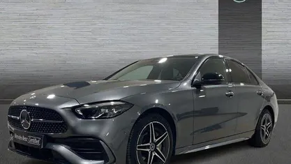 Gris selenita Usado 2024 Mercedes C300e AMG line Berlina | 46.900 € (Super precio)