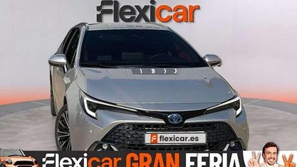Usado Toyota Corolla Active 140 CV (102 kW) 2025 Gris Familiar