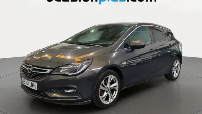 Usado Opel Astra Dynamic 125 CV (91 kW) 2016 Gris Utilitario
