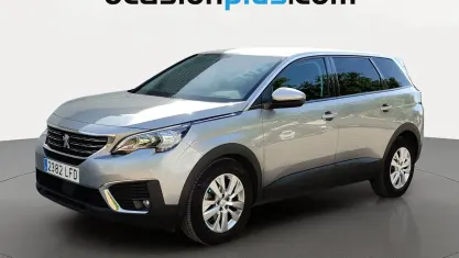 Usado Peugeot 5008 Active 131 CV (96 kW) 2020 Gris SUV