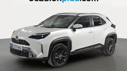 Begagnad Toyota Yaris Cross 116 HK (85 kW) 2023 Vit SUV