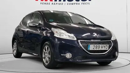 Usado Peugeot 208 Style 82 CV (60 kW) 2014 Azul Utilitario