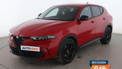 Rojo Usado 2024 Alfa Romeo Tonale Sprint SUV | 26.399 € (Precio justo)
