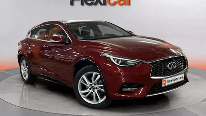 Usado Infiniti Q30 Premium 109 CV (80 kW) 2018 Granate Utilitario