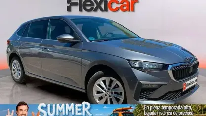 Usado Skoda Scala Selection 116 CV (85 kW) 2024 Gris Utilitario