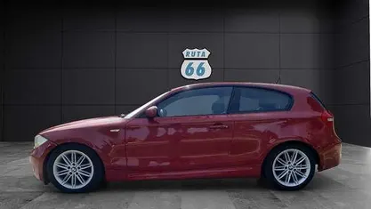 Usado BMW 118 Shadowline 143 CV (105 kW) 2008 Rojo Utilitario