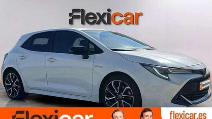 Używany Toyota Corolla 180 KM (132 kW) 2020 Biały Sedan/Limuzyna