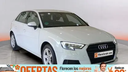 Usado Audi A3 150 CV (110 kW) 2019 Blanco Berlina