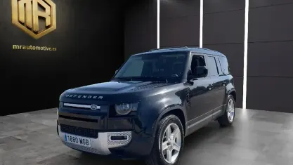 Usado Land Rover Defender SE 404 CV (297 kW) 2023 Negro SUV