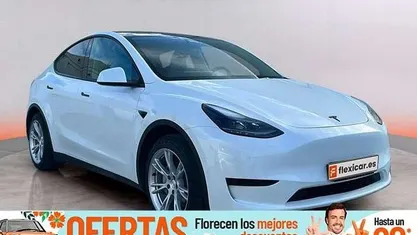Usado Tesla Model Y RWD 255 kW (347 CV) 2023 Blanco SUV