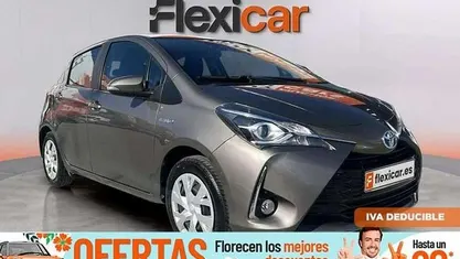 Usado Toyota Yaris Hybrid Active 100 CV (73 kW) 2019 Utilitario