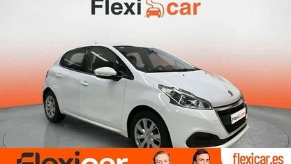 Usado Peugeot 208 Active 82 CV (60 kW) 2018 Blanco Utilitario